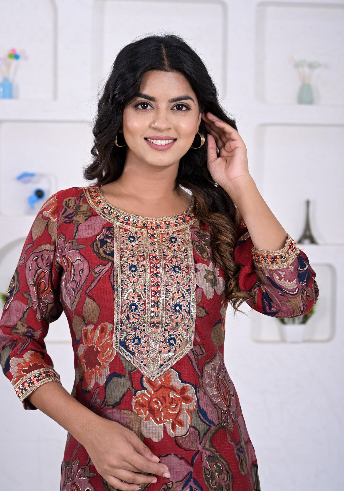 Elegant Floral Printed Vatican Viscose Short Kurti Tunic with Coil Work