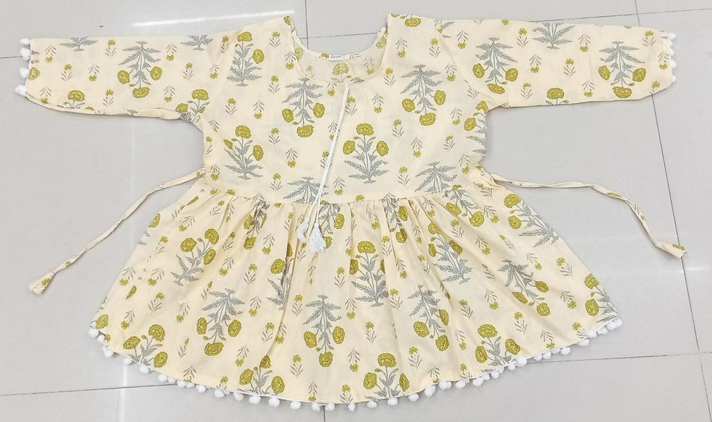 Casual Floral Printed Cotton Peplum Short Kurti