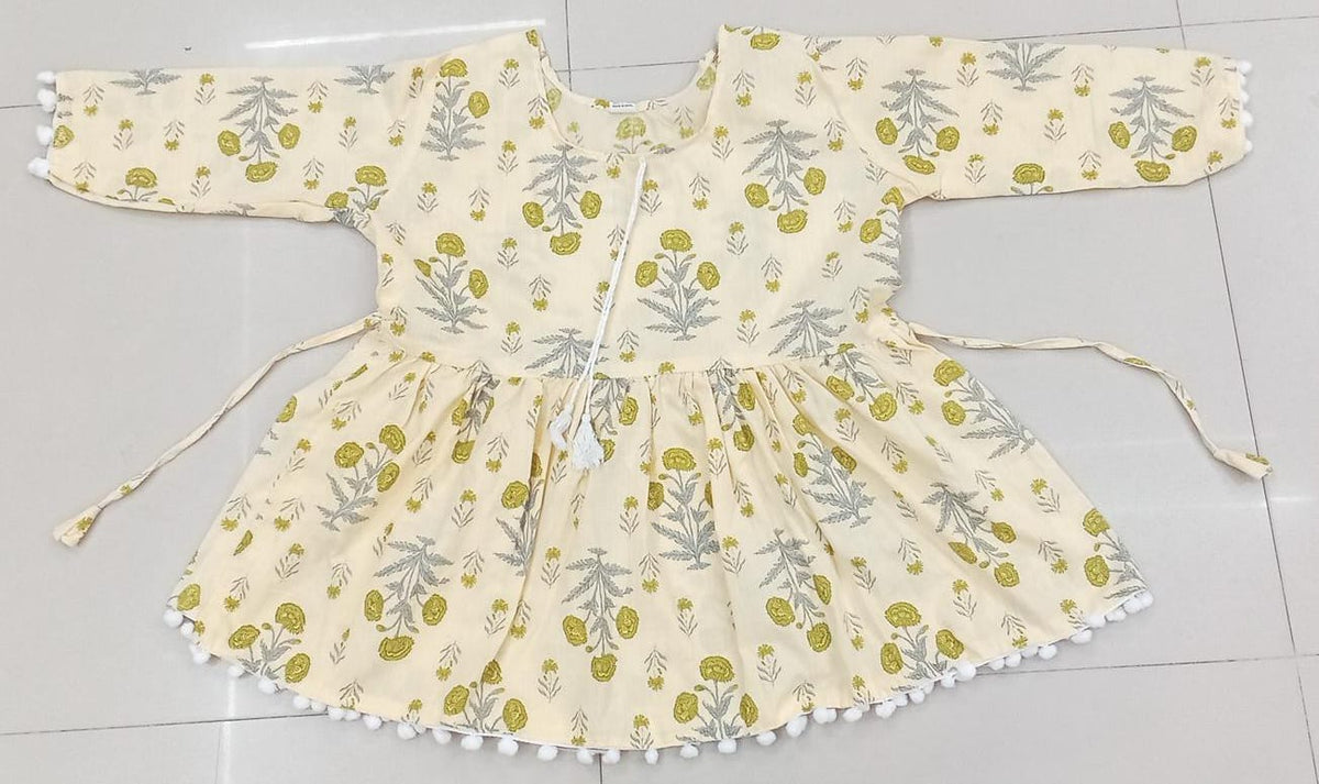 Casual Floral Printed Cotton Peplum Short Kurti